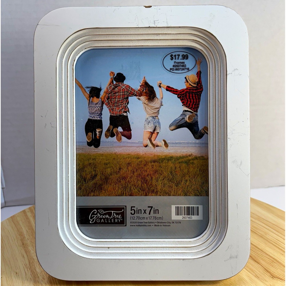 Green Tree Gallery 5x7 White Wooden Photo Frame Free Standing Portrait Rear-Load